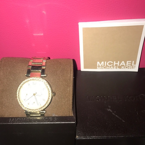Michael Kors Watch💛 - Picture 3 of 8